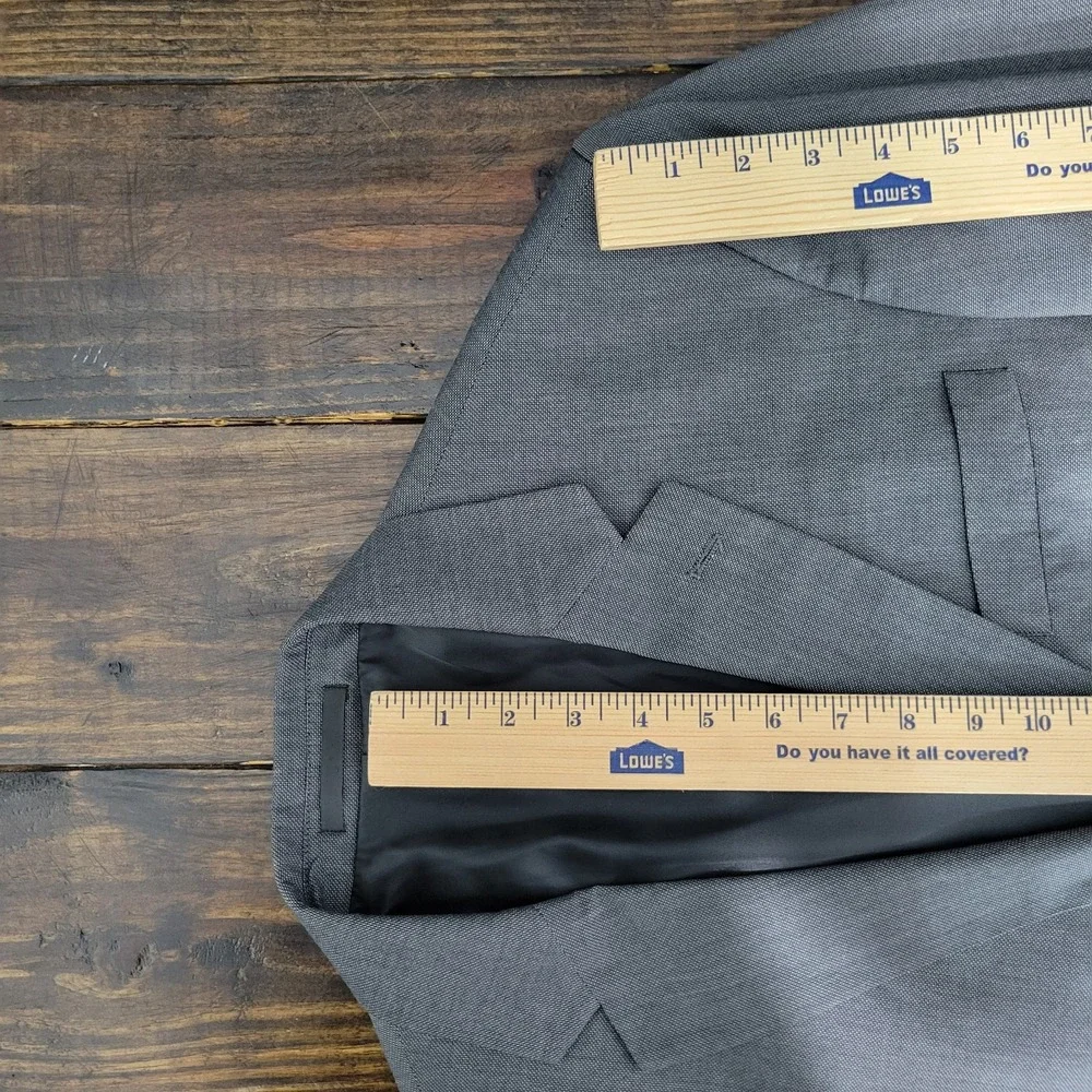 Kenneth Cole Reaction Men's‎ Sport Coat Blazer Two Button Gray Size about 42R